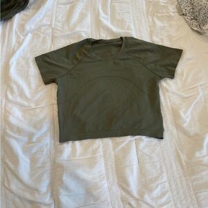 Lululemon Cropped Swiftly Top